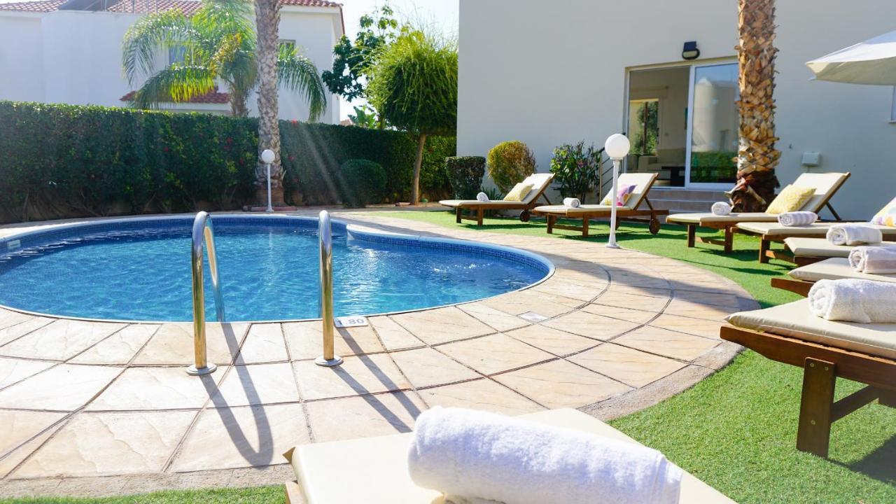 Villa Oasis Coral Bay Esterno foto